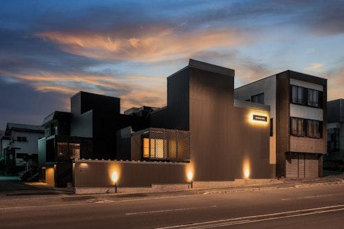 THE DWBL HOTEL W